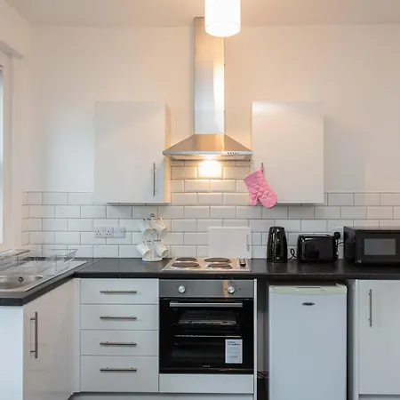 Cherry Property - Berry Apartments Blackpool Room photo