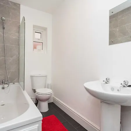 Cherry Property - Berry Apartments Blackpool Room photo