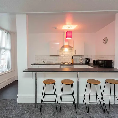 Cherry Property - Berry Apartments Blackpool Room photo